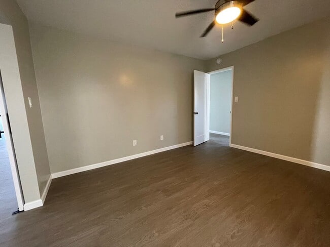 Photo - Guy & Crowell Unit 1554