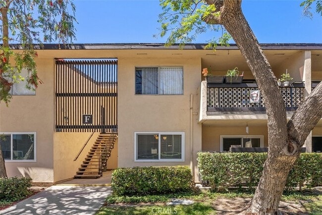 Building Photo - 12200 Montecito Rd Unit F105