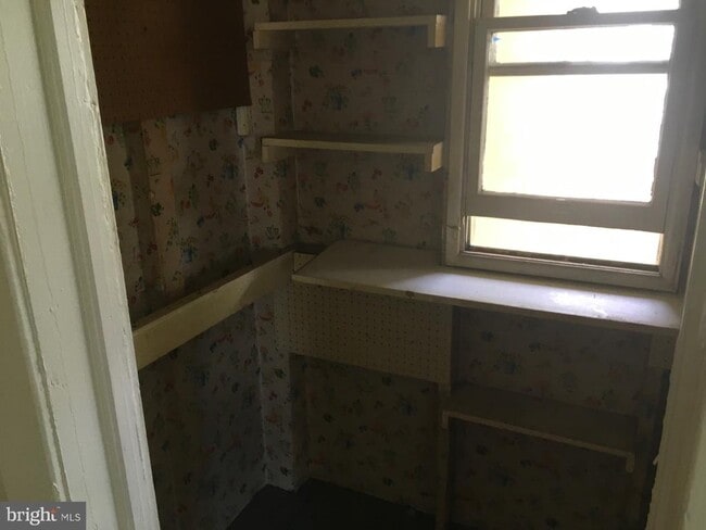Photo - 244 S Mulberry St