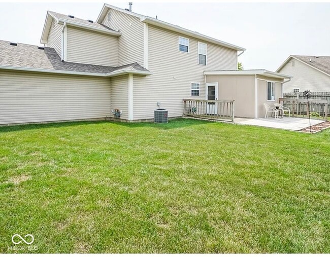 11052 Oakspring Dr