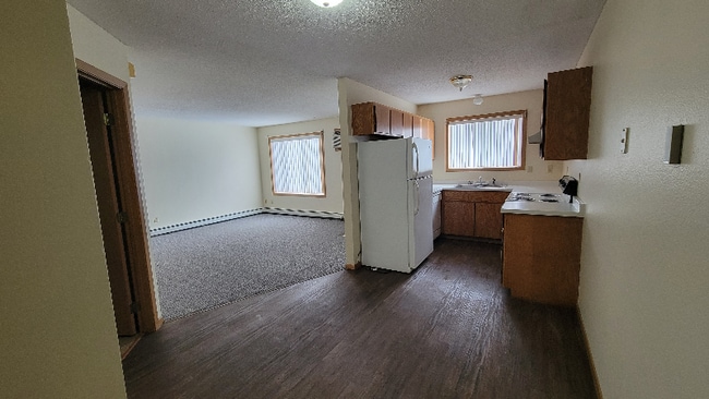 Photo - 1049 13th St N