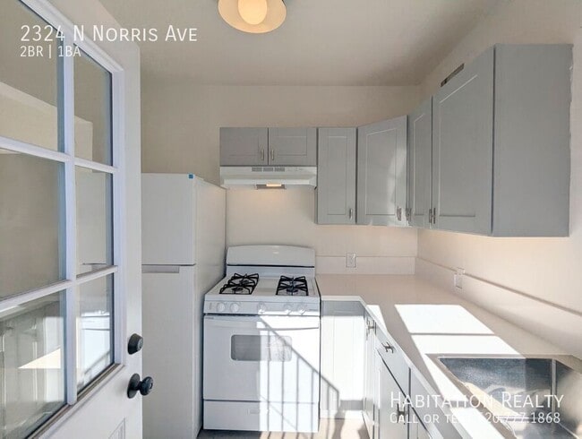 Building Photo - 2324 N Norris Ave Rental