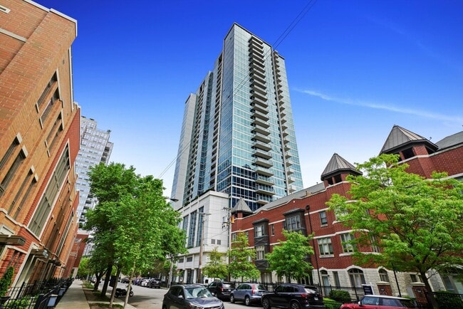 Photo - 1629 S Prairie Ave Unit 1908