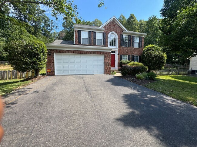 Photo - SOUTH STAFFORD ** HARTWOOD HIGH SCHOOL ZONE** -