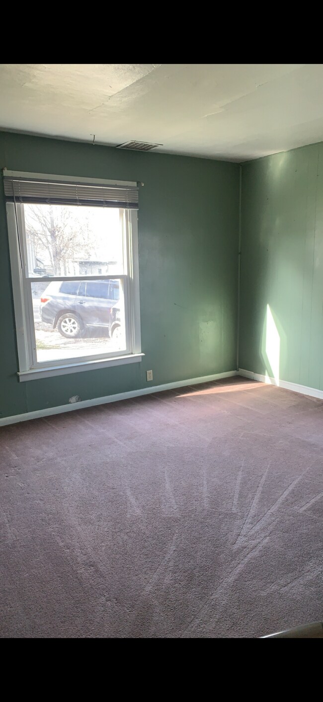 Photo - 1021 Orange Rd