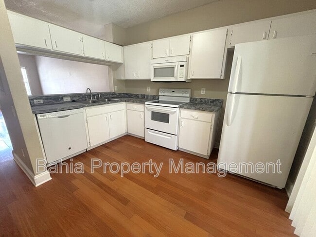 Photo - 6235 Bayside Key Dr