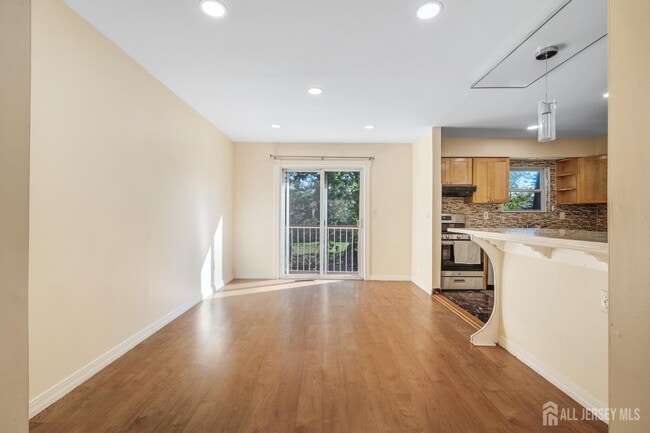 Photo - 6304 Hana Rd