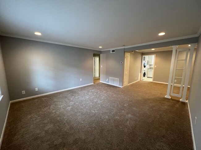 Photo - 3057 Pharr Ct N Northwest Unidad G2