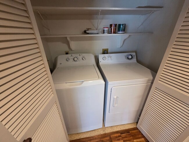 Photo - Rarely available 1-bedroom, 1-bathroom luxury apartment in the Punahou Cliffs Condominium.