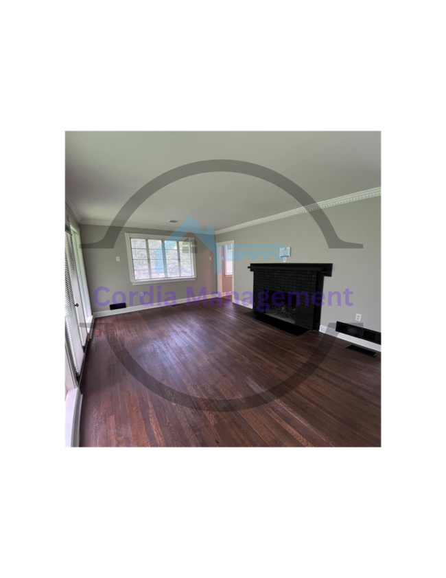 Photo - 2 Bedroom For Rent in Decatur - Gorgeous H...