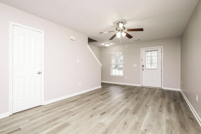 Photo - 8012 Spiderlily Ct