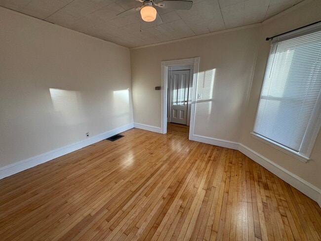 377 Highland Ave Unidad 1