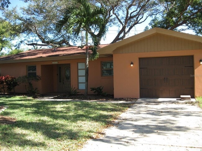 Photo - 1479 Ruth Rd