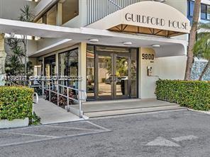 Building Photo - 9800 W Bay Harbor Dr Unit 509