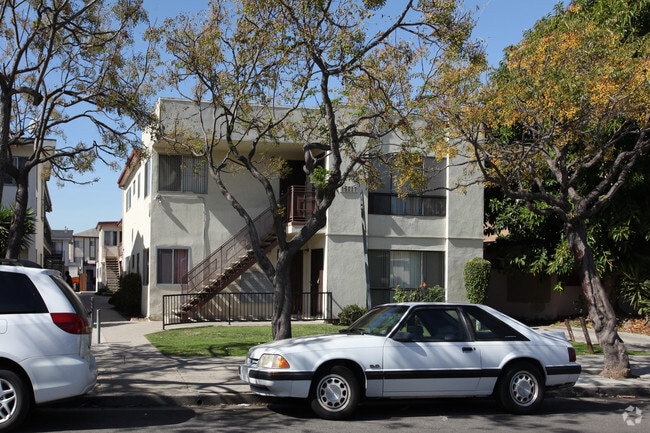 Building Photo - 15117 Budlong Ave Rental