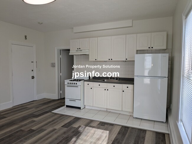 Photo - 110 Perkins St Unit 8