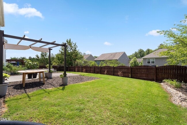 Photo - 855 Ember Dr