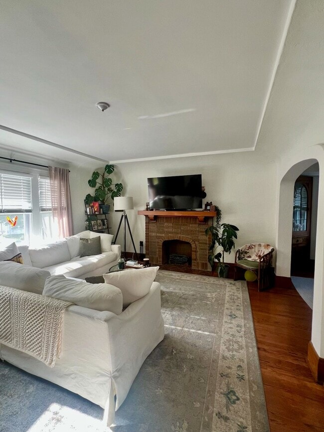 Photo - 2335 N 59th St Unit Upper