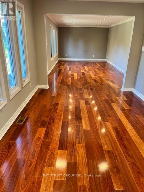 Photo - 229 Church St