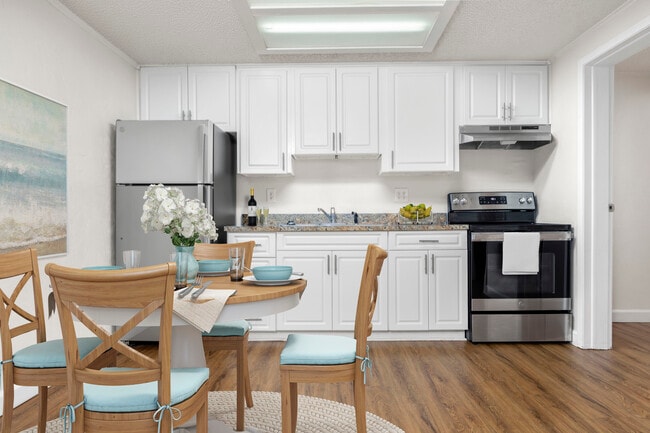 Building Photo - Amberwood Hills Rental