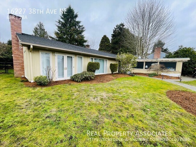 Sheridan Heights, 4 bed, 2 bath Rambler! - Sheridan Heights, 4 bed, 2 bath Rambler! House