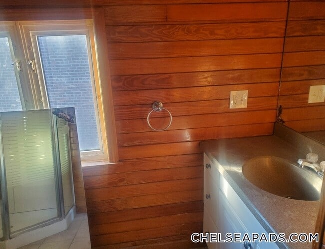 Photo - 562 Washington Ave Unit 2