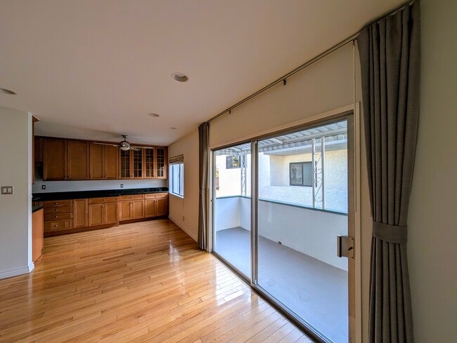 Photo - 1119 15th St Unidad Santa Monica Condominium