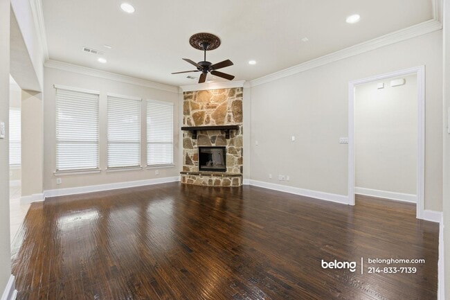 Photo - 312 Paluxy Dr