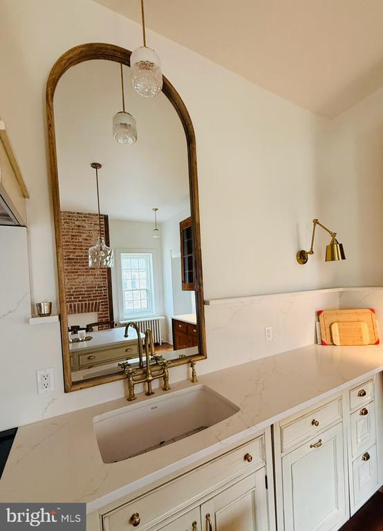 Photo - 46 York St Unit 1