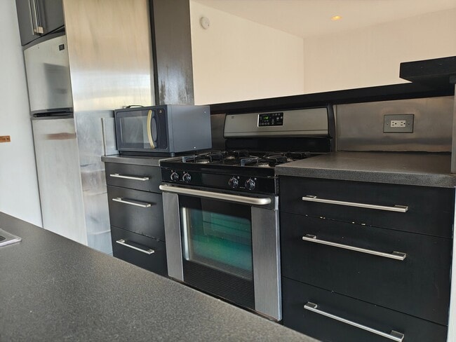 Photo - 252 3rd Ave Unit 252