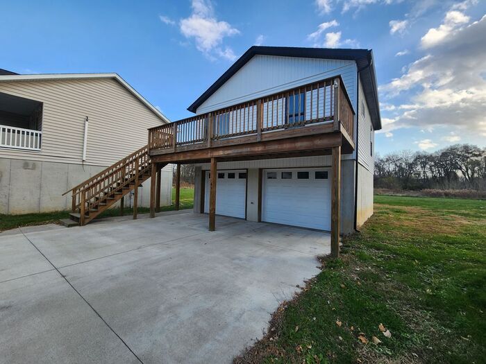 Photo - 431 N 6th St House