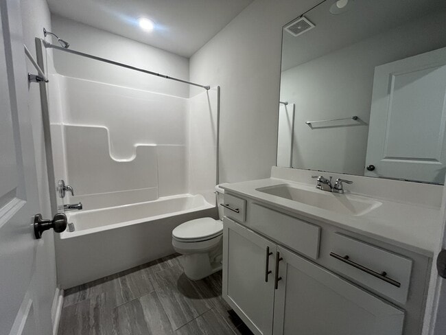 Photo - 2527 Laurel Valley Way