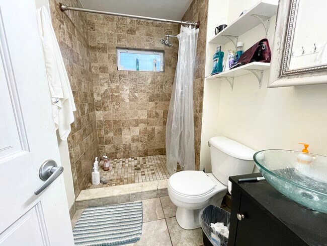 Photo - 17 Sachem St