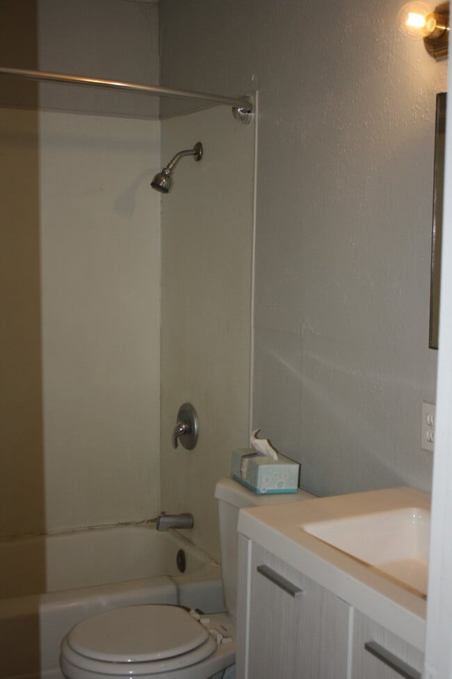 Photo - 2621 28th St