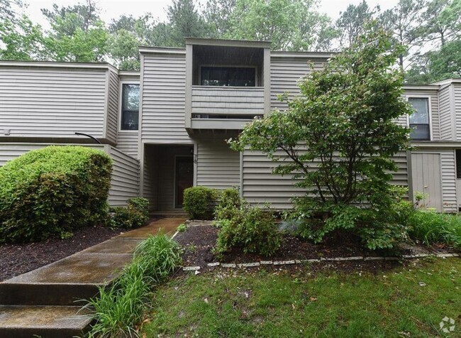 Building Photo - 78 Sumner East, Williamsburg, VA - Availab... Rental