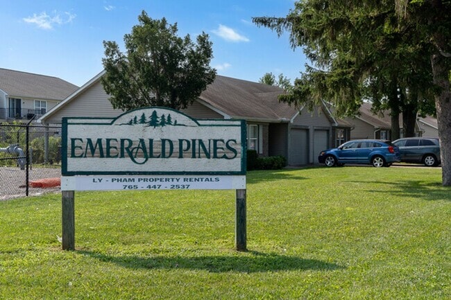 Photo - Emerald Pines