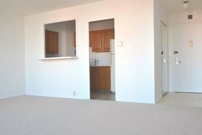 Living room + kitchen - 200 Locust St Unit 6CN