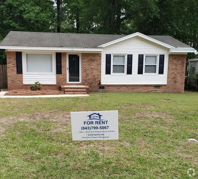 Building Photo - 3 bedroom 2 bath located off of Cherokee i... Rental