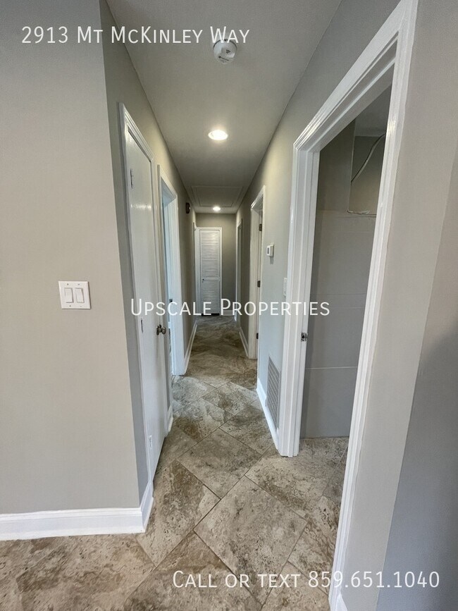 Photo - 2913 Mt McKinley Way