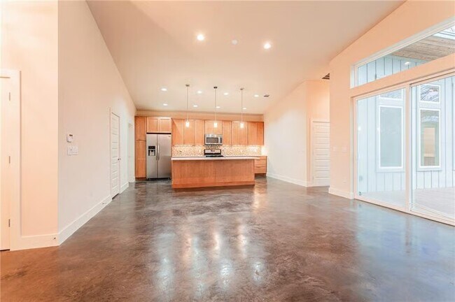 Photo - 1404 Cometa St