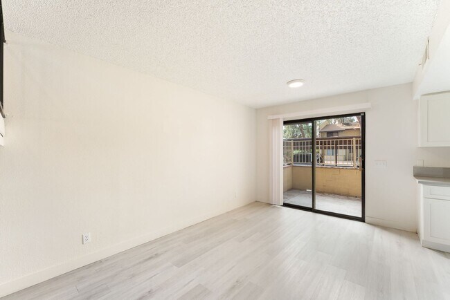 Photo - FULLY Remodeled 3-Bedroom Townhouse