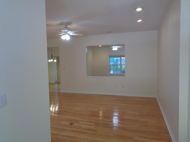 3604 Woods Edge Rd