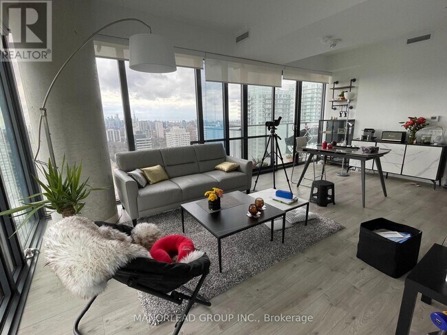 Photo - 161 Roehampton Ave Unit 3209