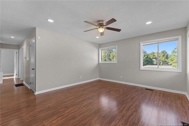 Photo - 1913 Corrinna St