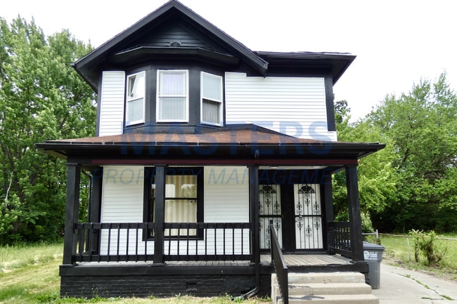 Building Photo - 1026 Oakwood Ave Unit Lower