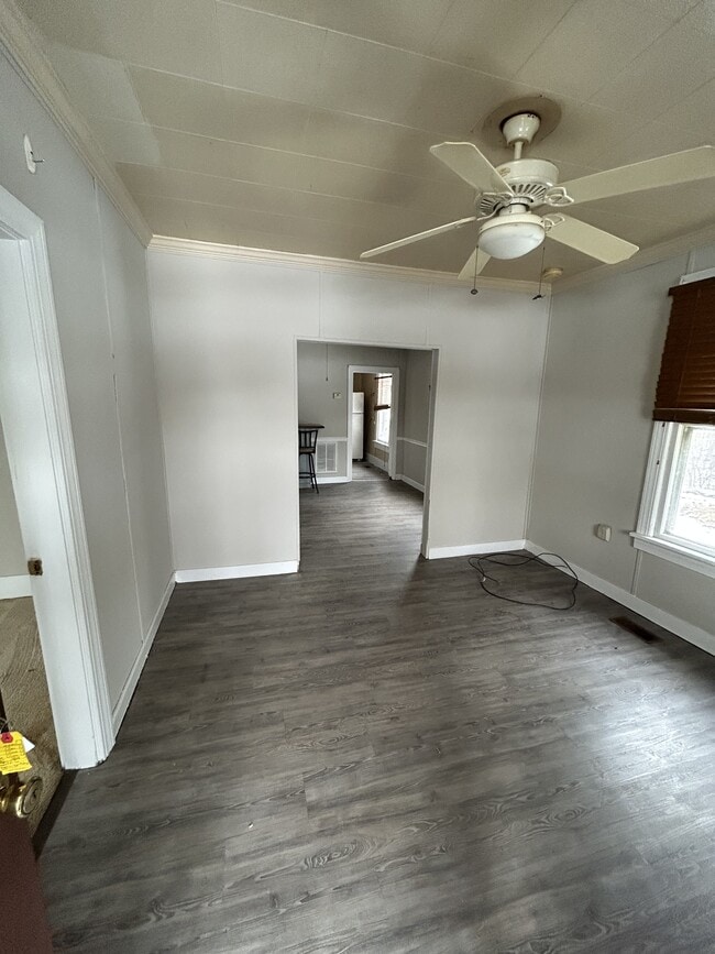 Photo - 726 Wright Shop Rd