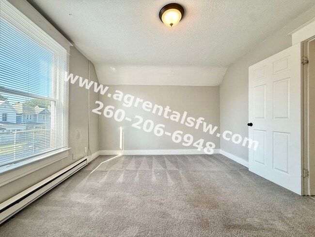 912 3rd St Unit 2