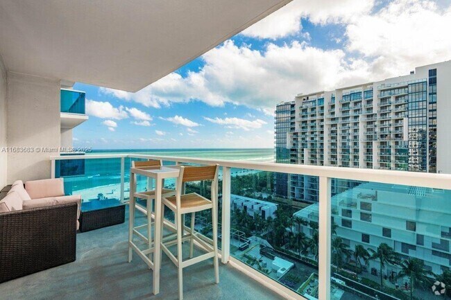 Building Photo - 2301 Collins Ave Unit 1204 Rental