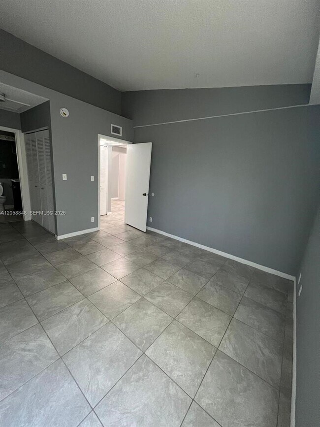 Photo - 631 Lyons Rd Unit 12201
