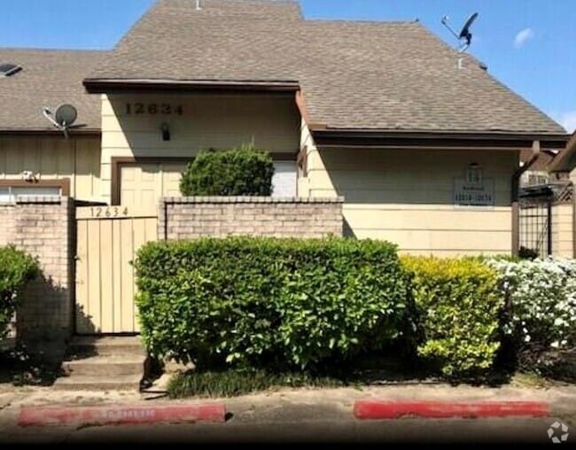 Building Photo - 12634 Newbrook Dr Rental